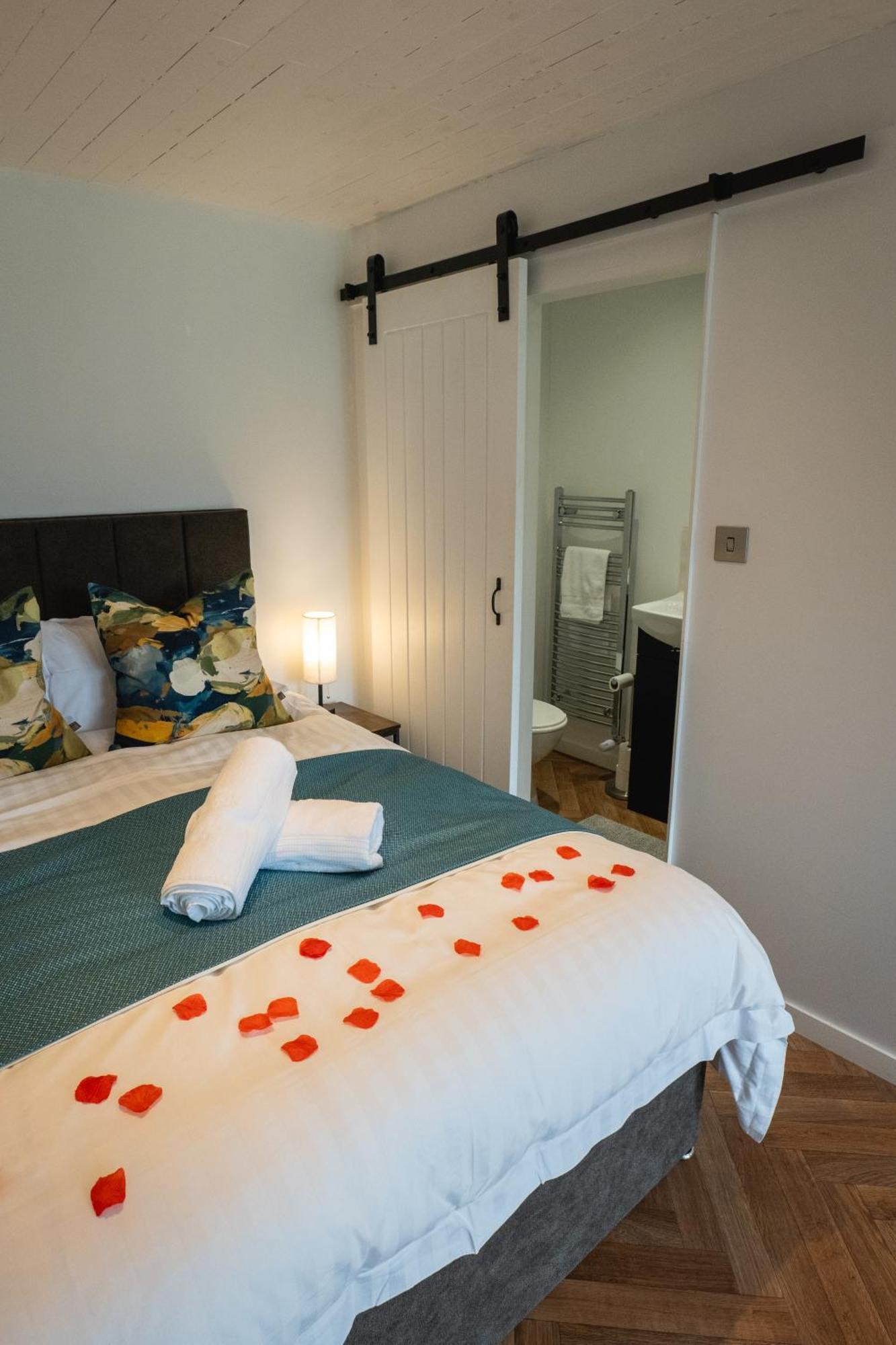 Oakwood Glamping Mourne Mountains Hotel Moyad Екстериор снимка